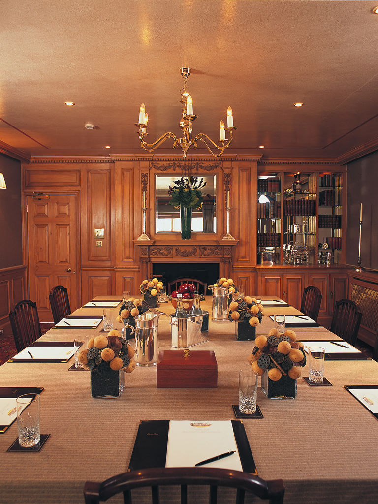 Summer Lodge Hotel Dorchester Room Summer Lodge Hotel Dorchester Room