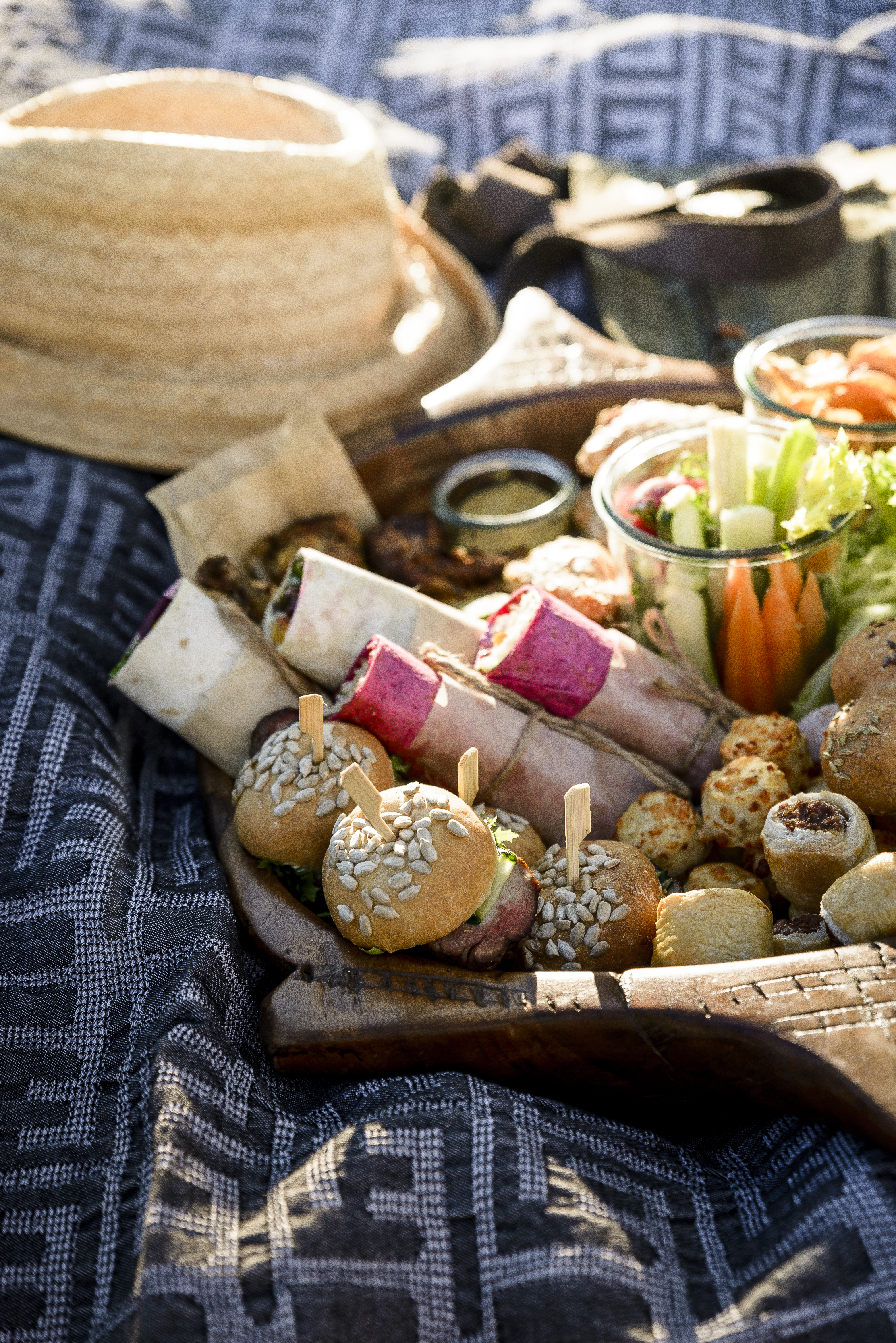 Kuba Hand Towels Black Picnic