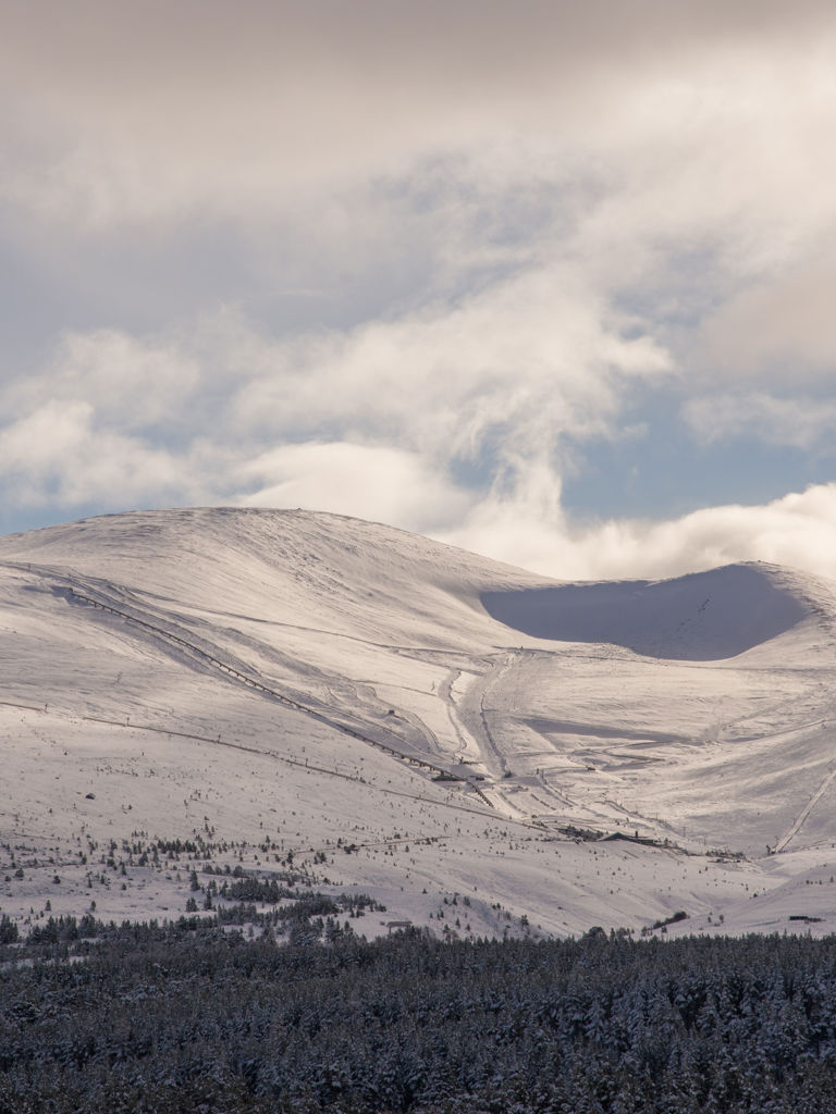 Cairngorm Mountain Ski Area. Scotland Cairngorm Mountain Ski Area. Scotland