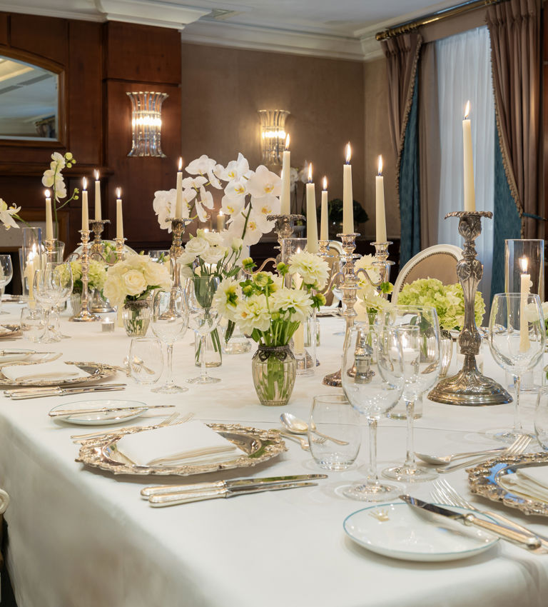 Evening Dining in the Rembrandt Suite at The Rubens Hotel, London. Evening Dining in the Rembrandt Suite at The Rubens Hotel, London.