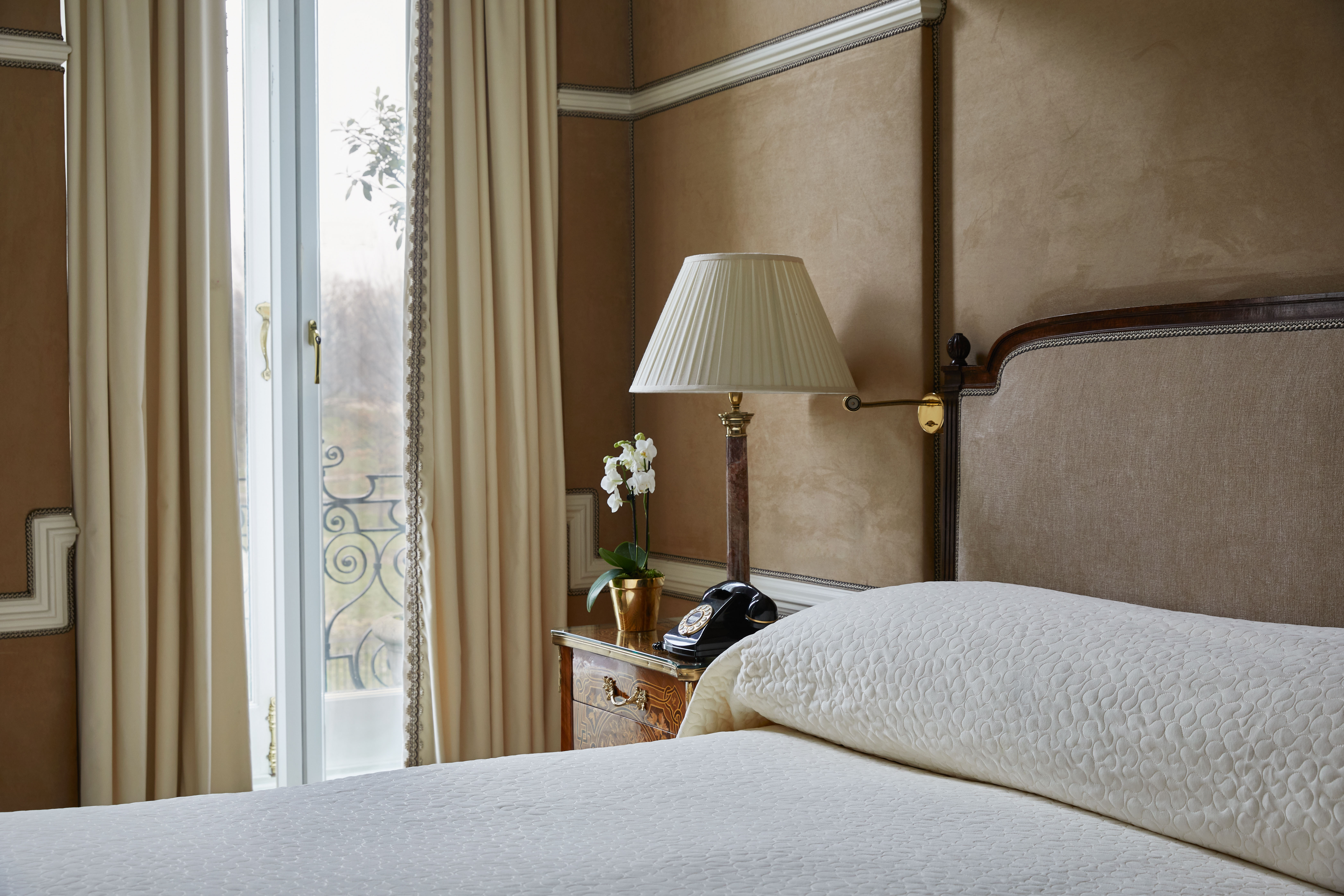 Milestone Club Suite Bedroom (Master Suite)