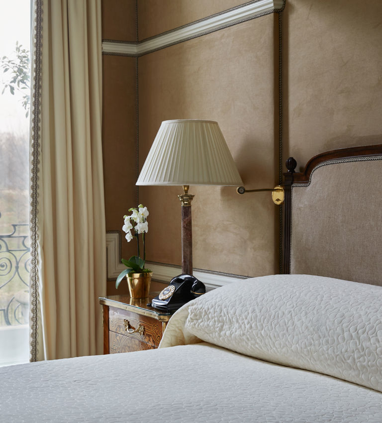 Milestone Club Suite Bedroom (Master Suite) Milestone Club Suite Bedroom (Master Suite)