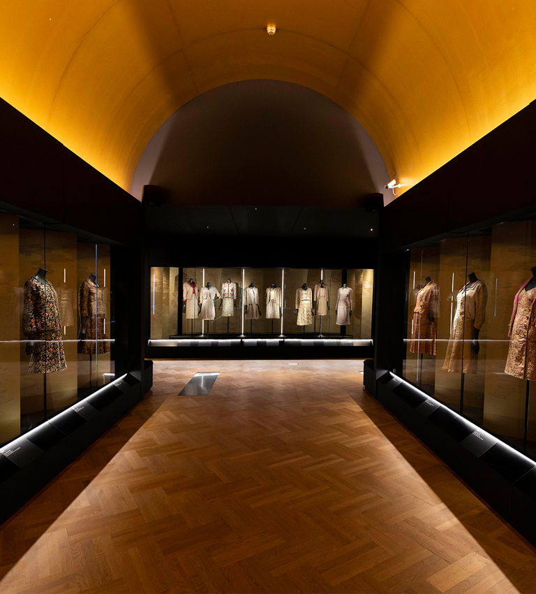 Gabrielle Chanel. Fashion Manifesto At The V&A (C) Victoria And Albert Museum, London (24) Gabrielle Chanel. Fashion Manifesto At The V&A (C) Victoria And Albert Museum, London (24)