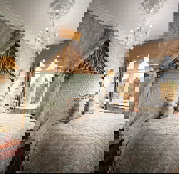 Bedroom in Junior Stateroom Bedroom in Junior Stateroom