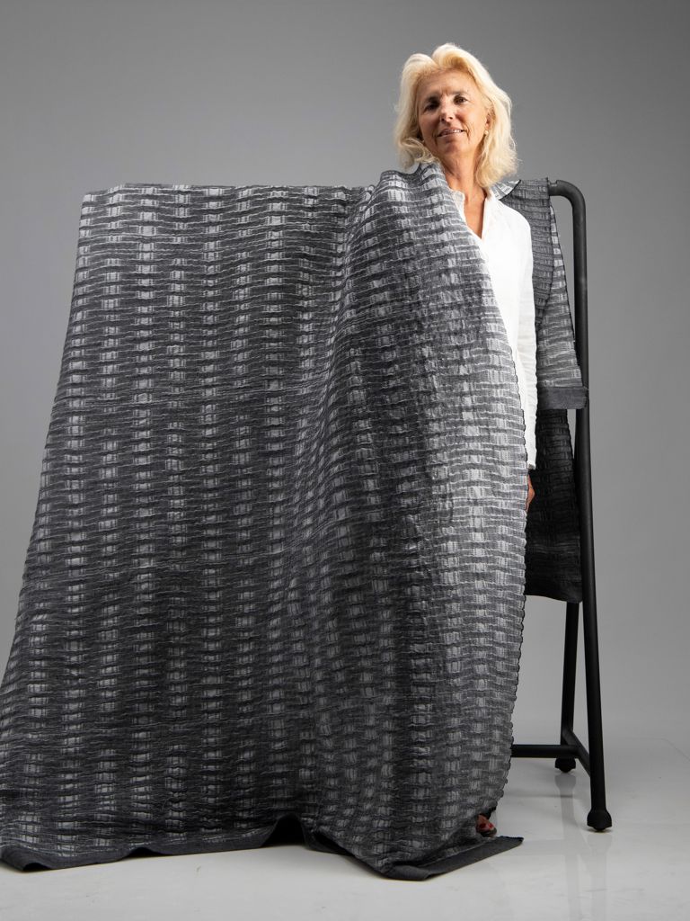 African Jacquard Bogalon Throw Full Body African Jacquard Bogalon Throw Full Body