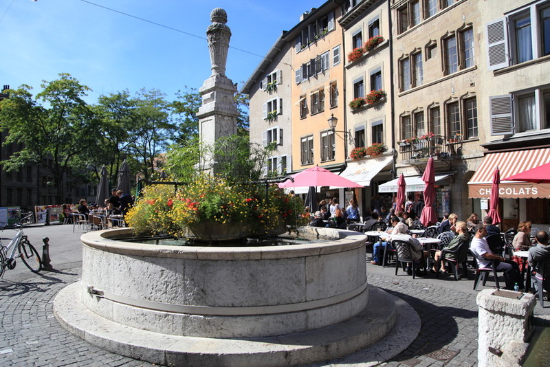 Place du Bourg-de-Four
