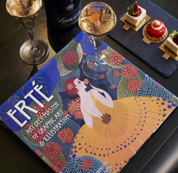 Deluxe studio Deluxe studio