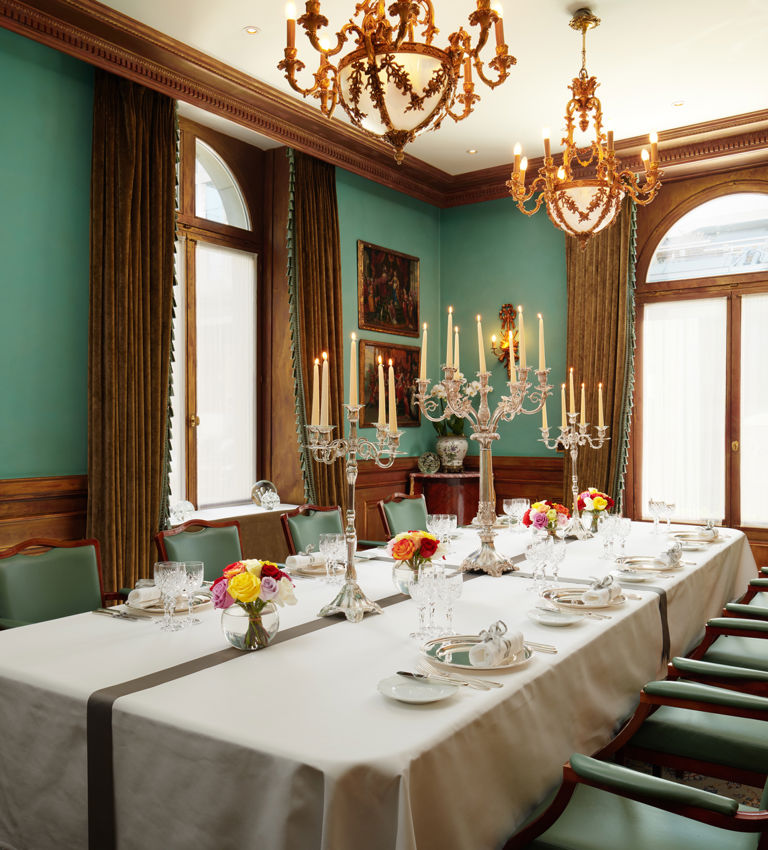 Louise Room Louise Room