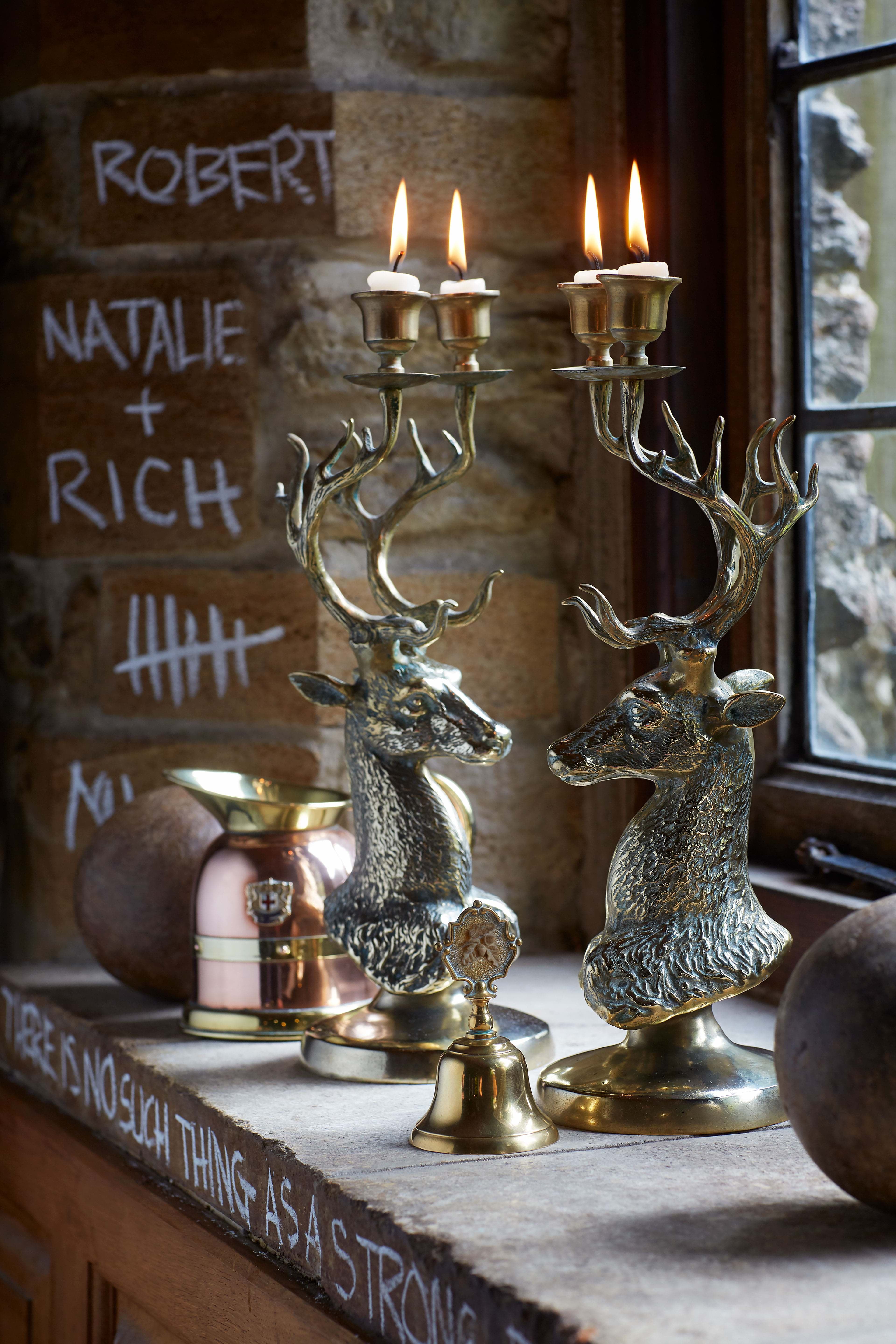 Acorn Inn Reindeer By The Window