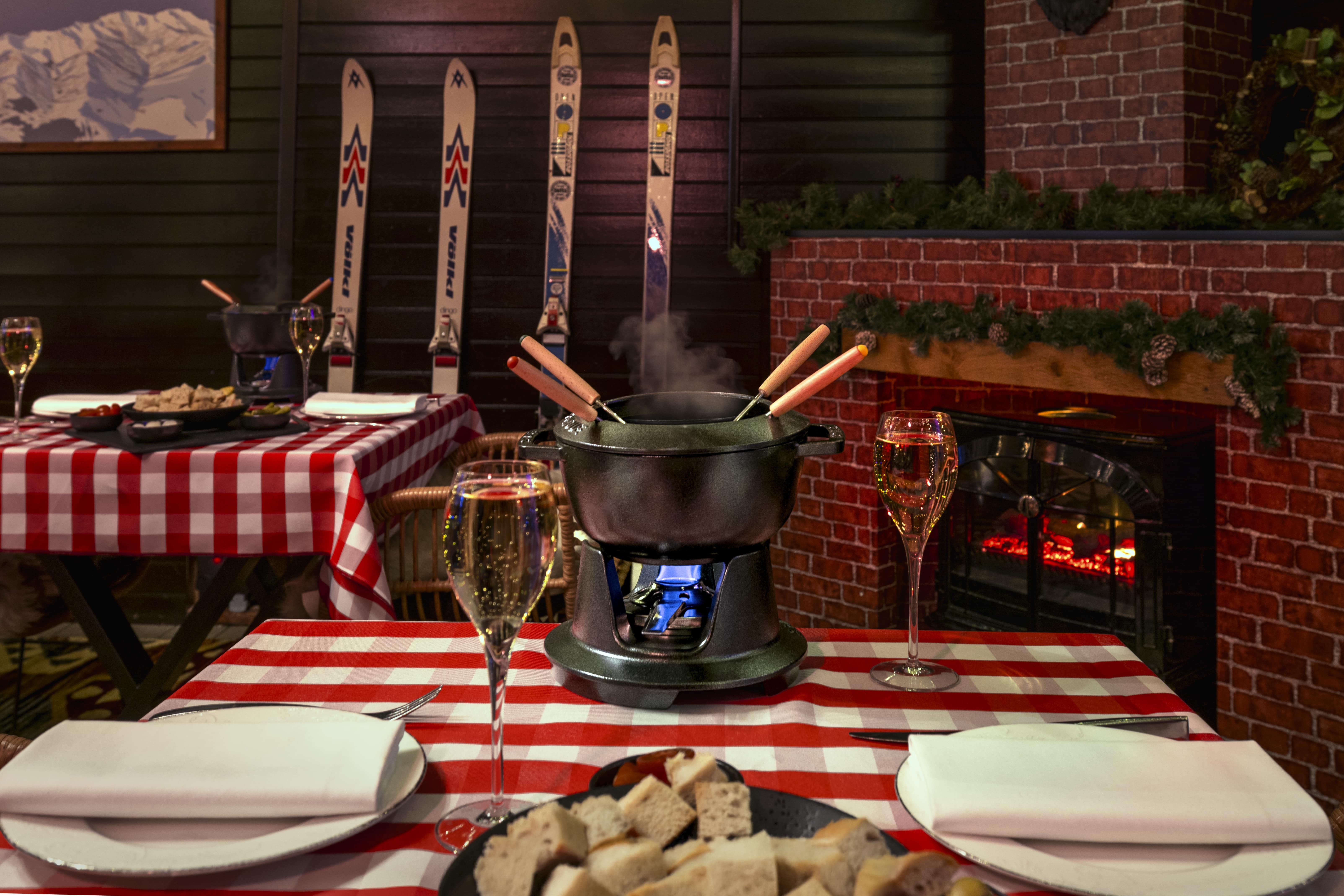 Fondue pot and champagne 