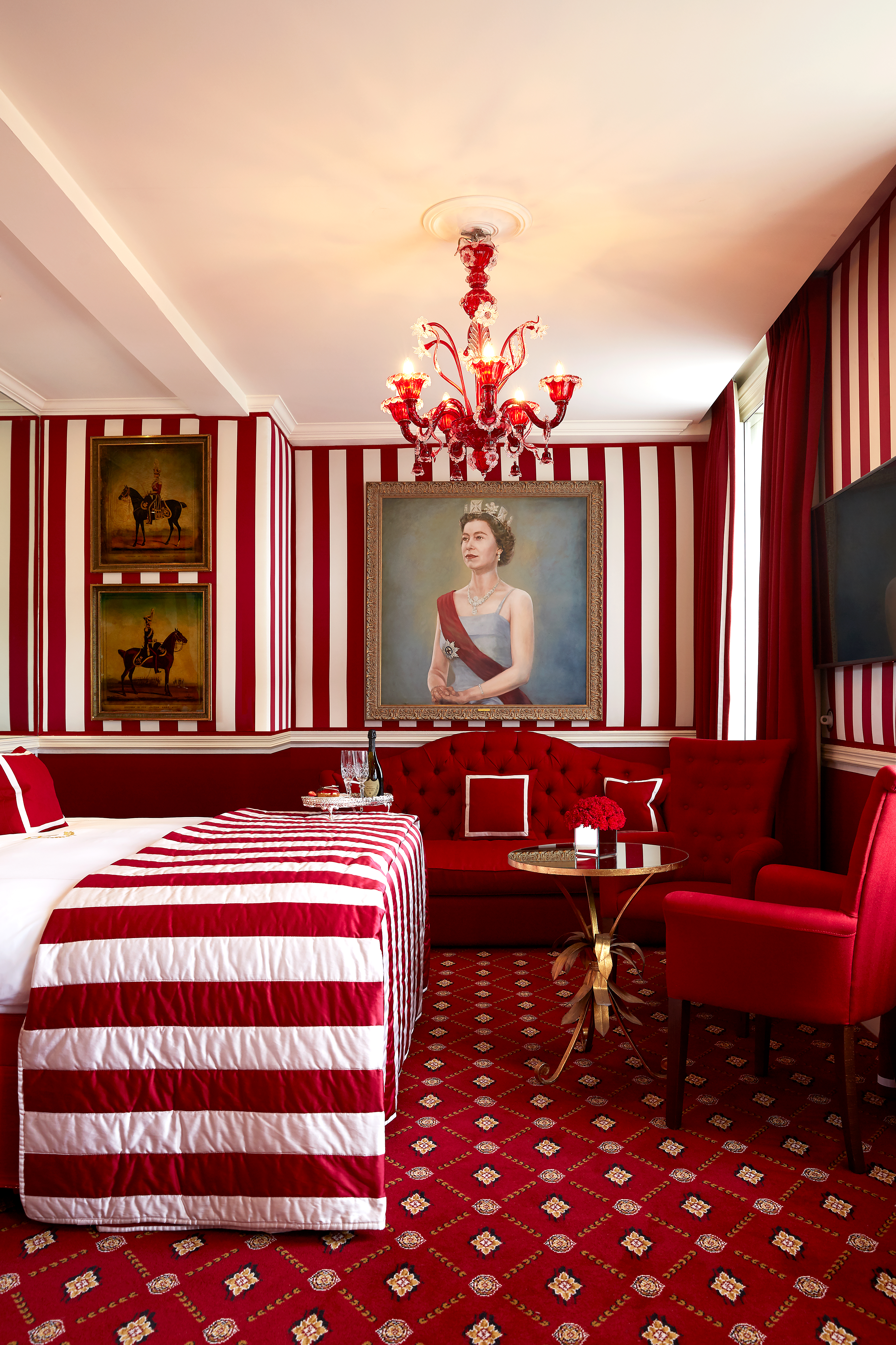 Bed and picture in the Rubens 