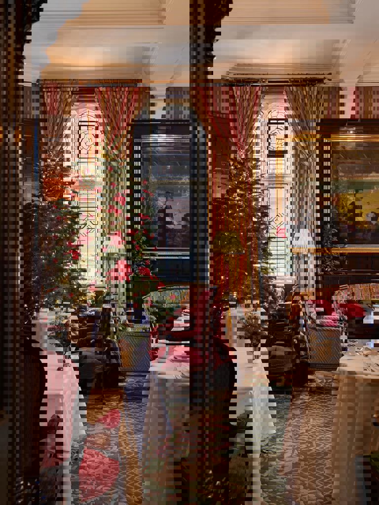 Milestone Park Lounge Christmas Tree Milestone Park Lounge Christmas Tree