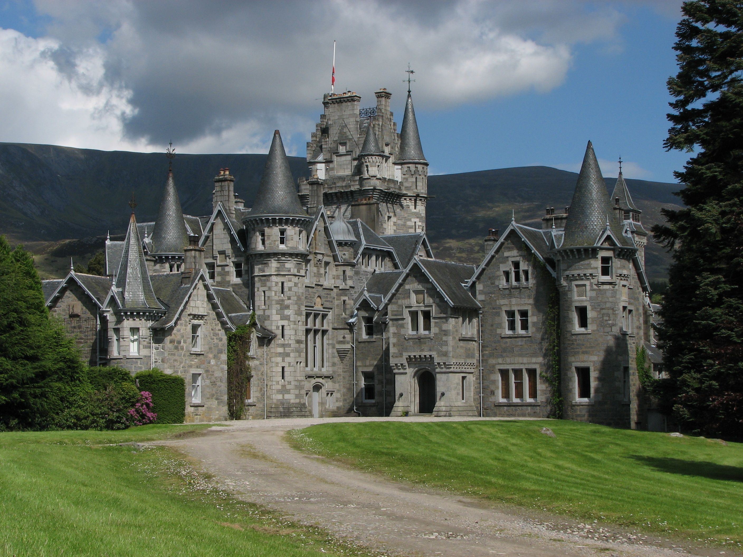Ardverikie Estate 