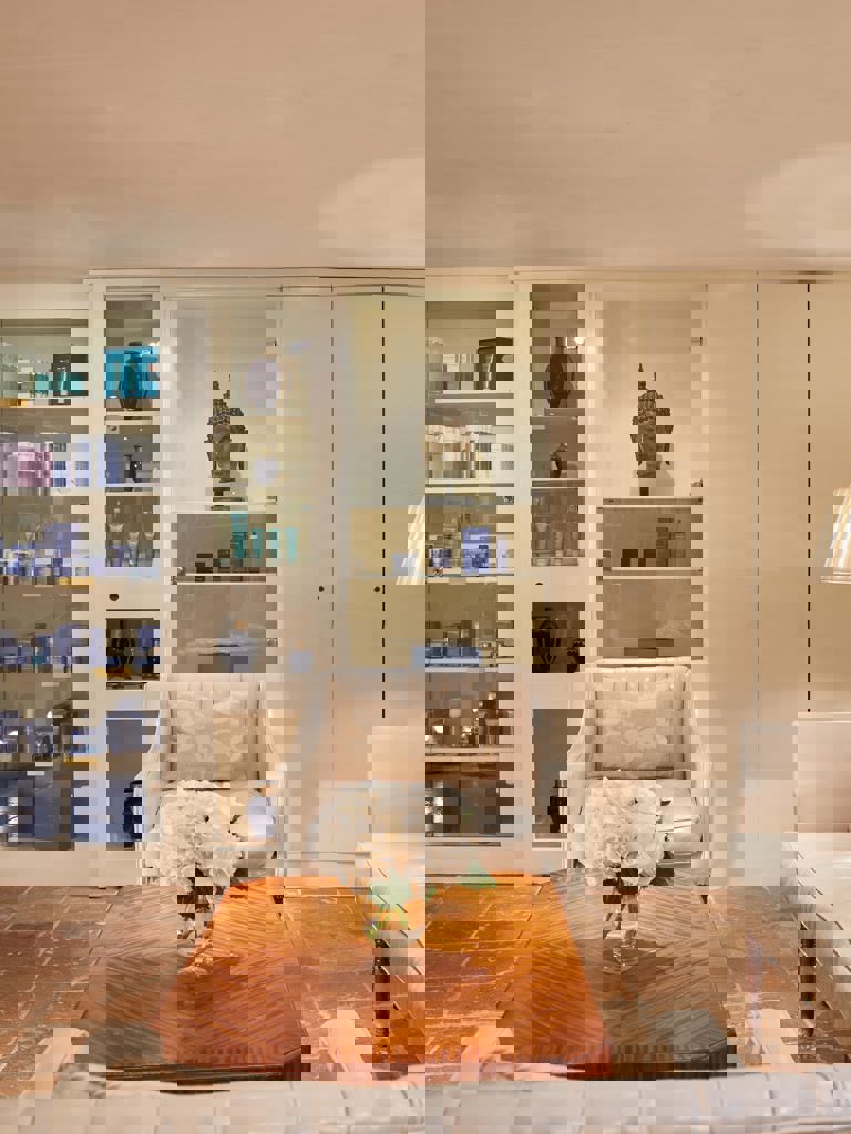 Spa sitting area Spa sitting area