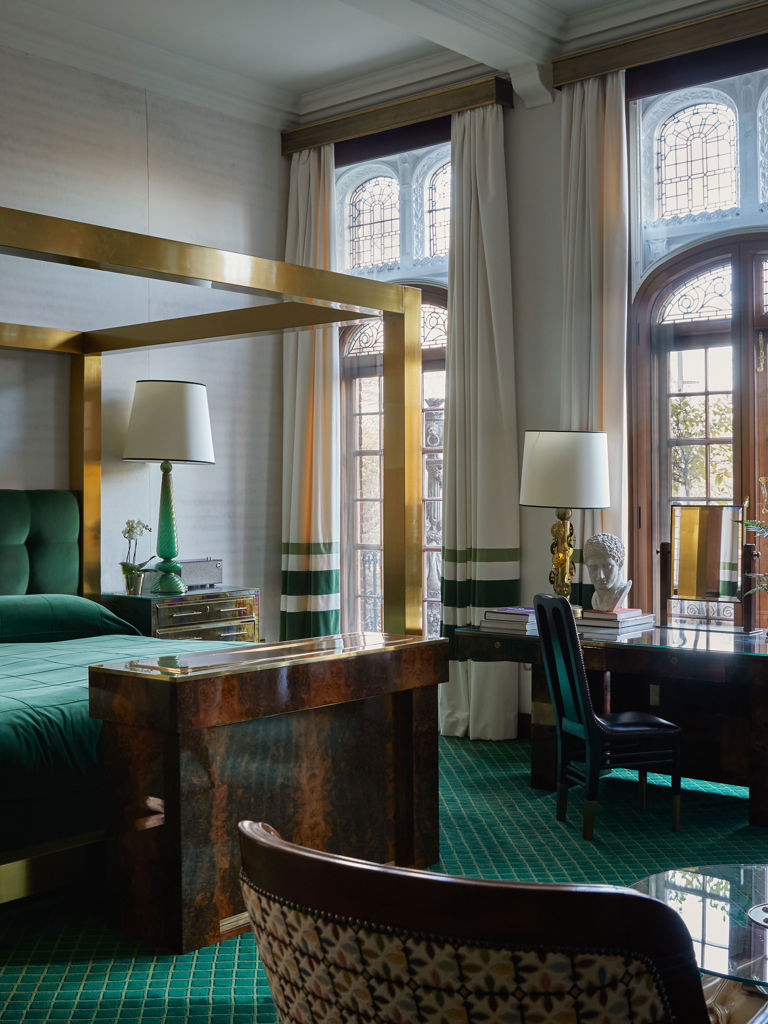 Milestone The Hermès Suite (Grand Master Suite) Milestone The Hermès Suite (Grand Master Suite)