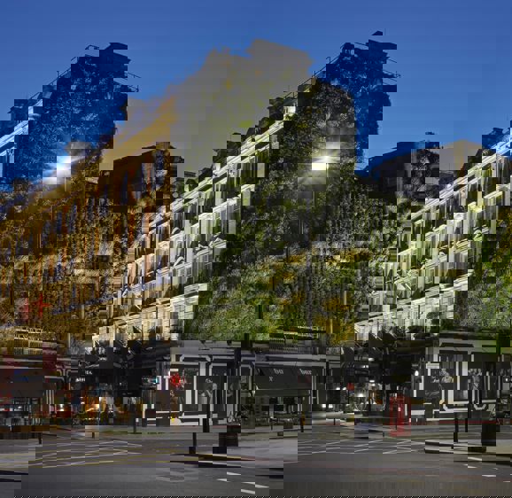 The Living Wall at The Rubens The Living Wall at The Rubens