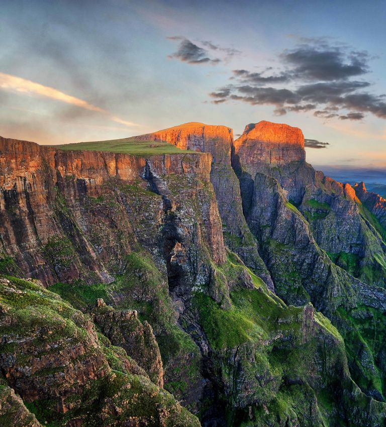Drakensberg Amphitheatre in South Africa Drakensberg Amphitheatre in South Africa
