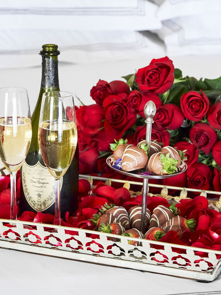 Romantic Turndown Service Romantic Turndown Service
