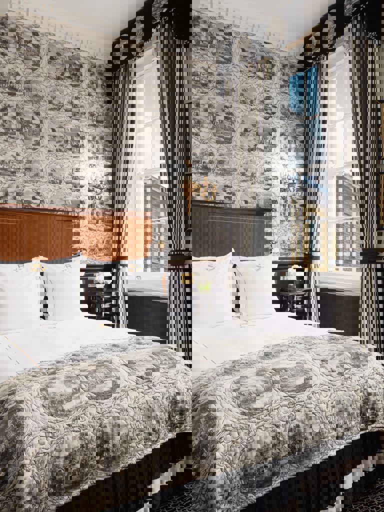 Bed in The Rubens Royal Double Room Bed in The Rubens Royal Double Room