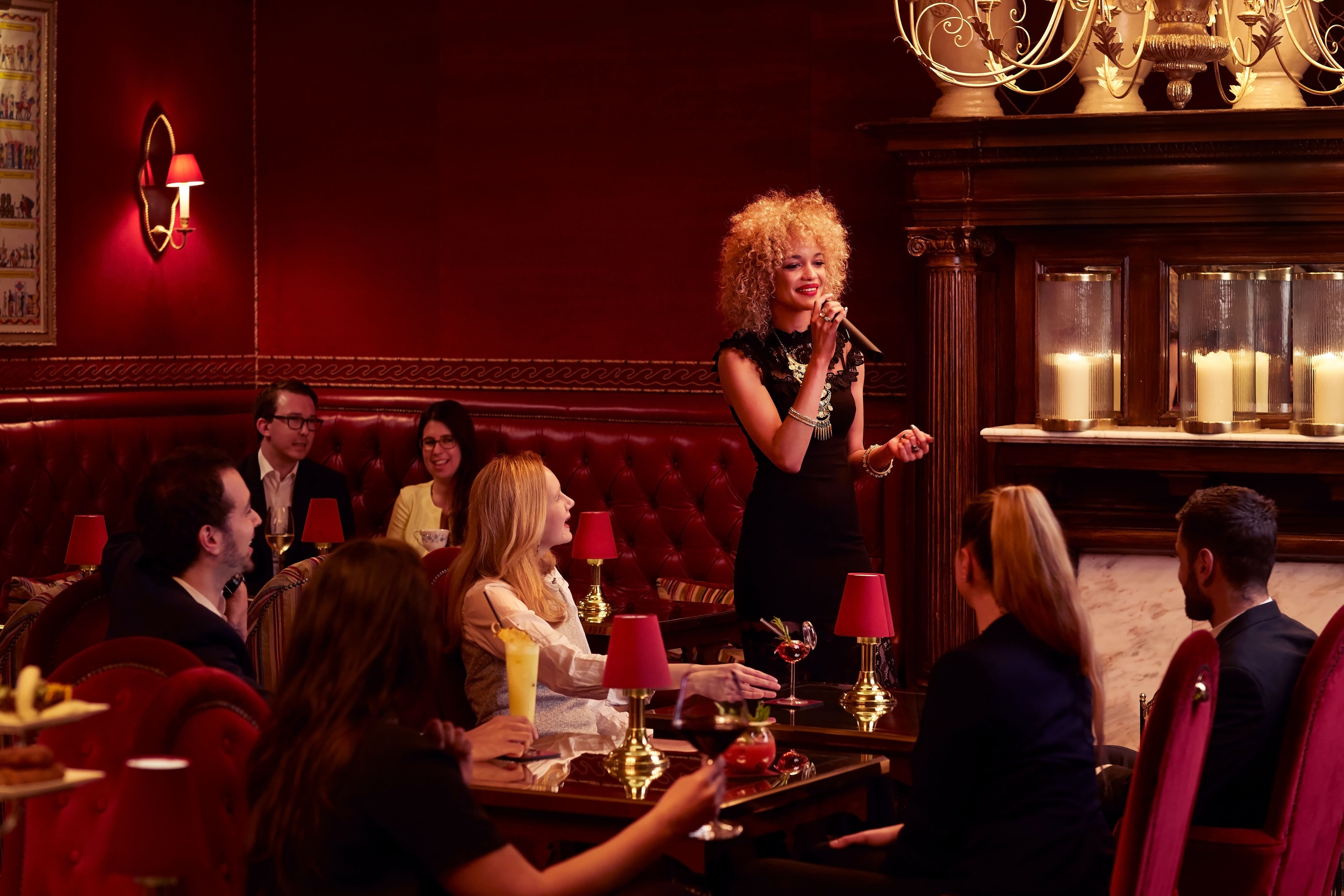 The Rubens New York Bar Live Singer