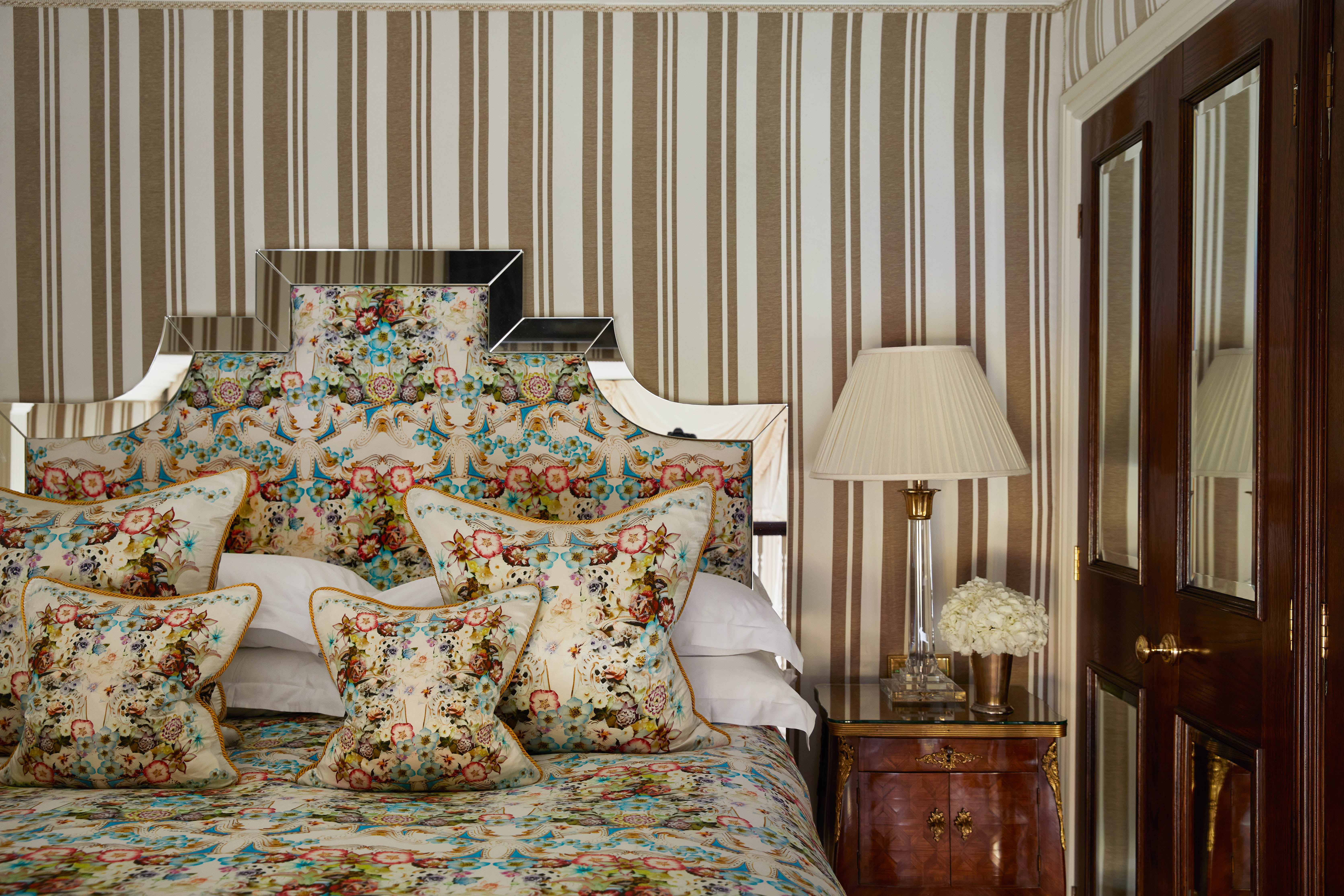 Milestone The Kensington Garden Suite (Master Suite) 