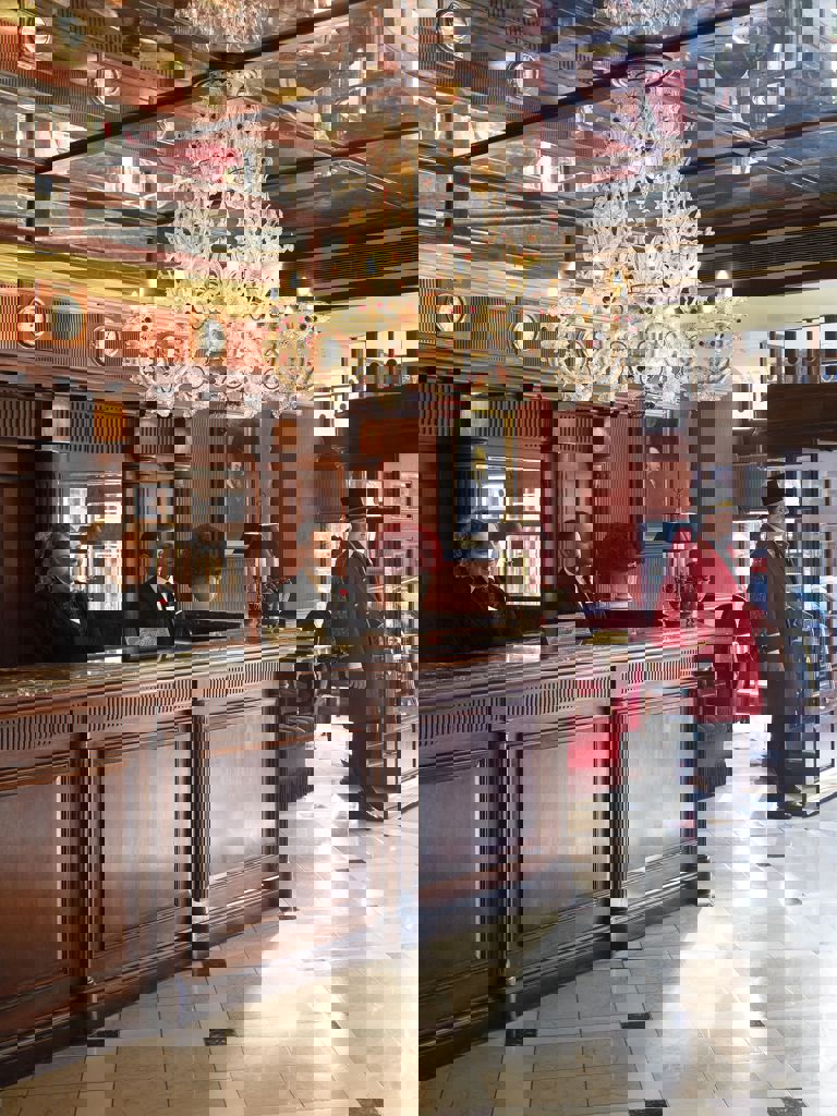 Rubens Murano Entrance Rubens Murano Entrance