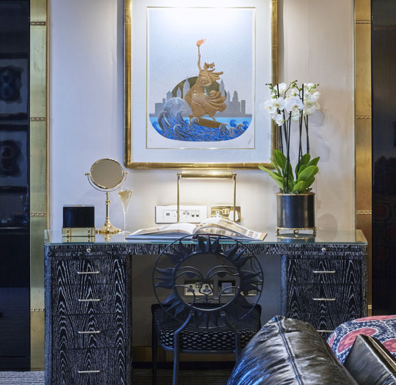 Deluxe studio Deluxe studio