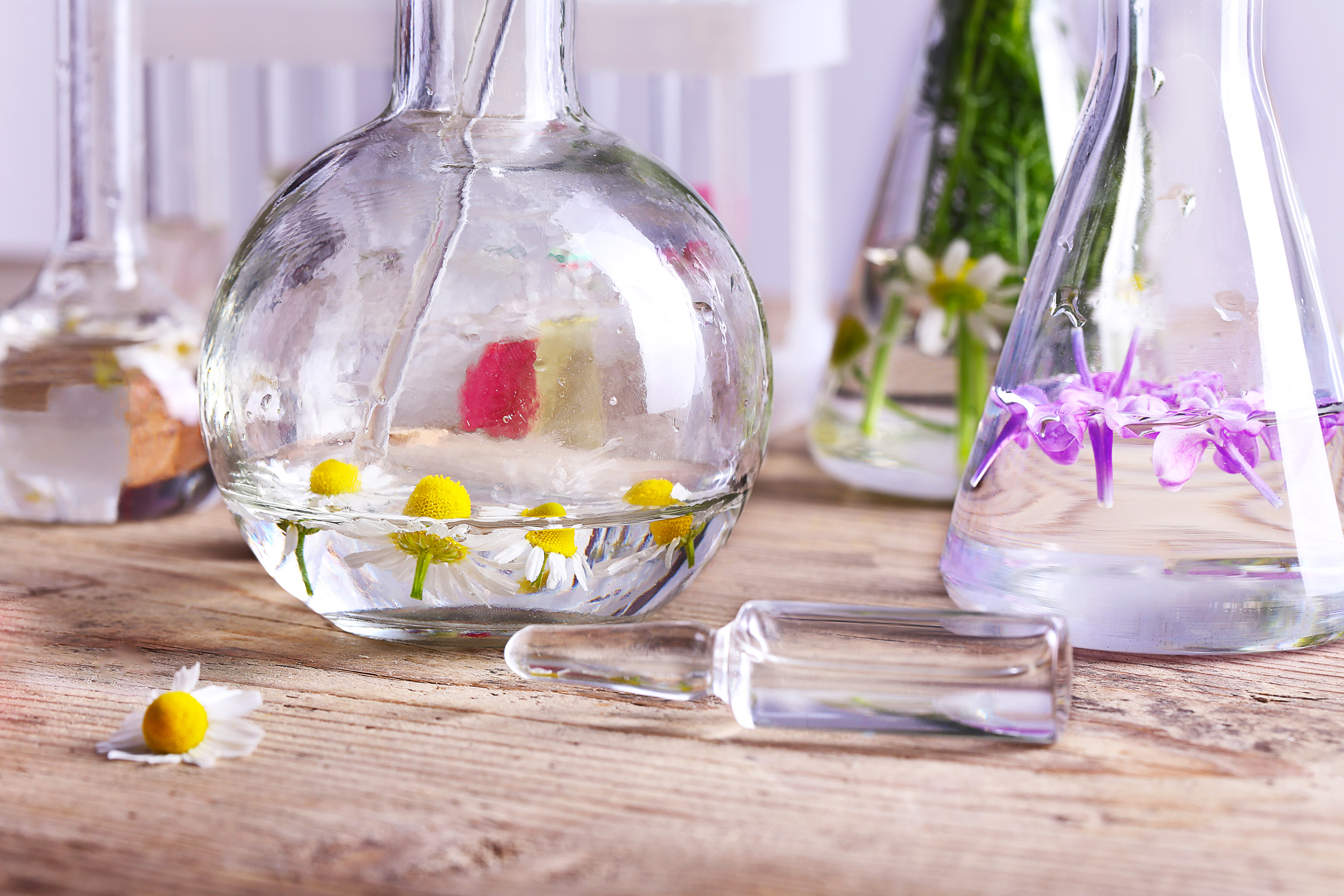 Process of making perfumes