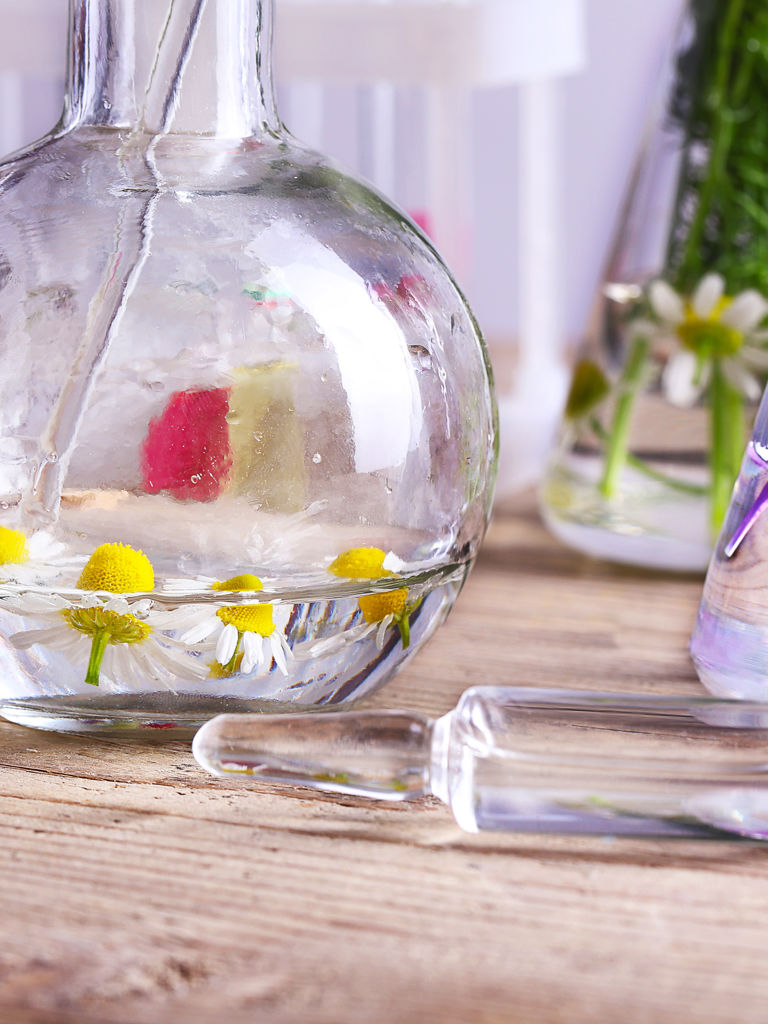 Process of making perfumes Process of making perfumes