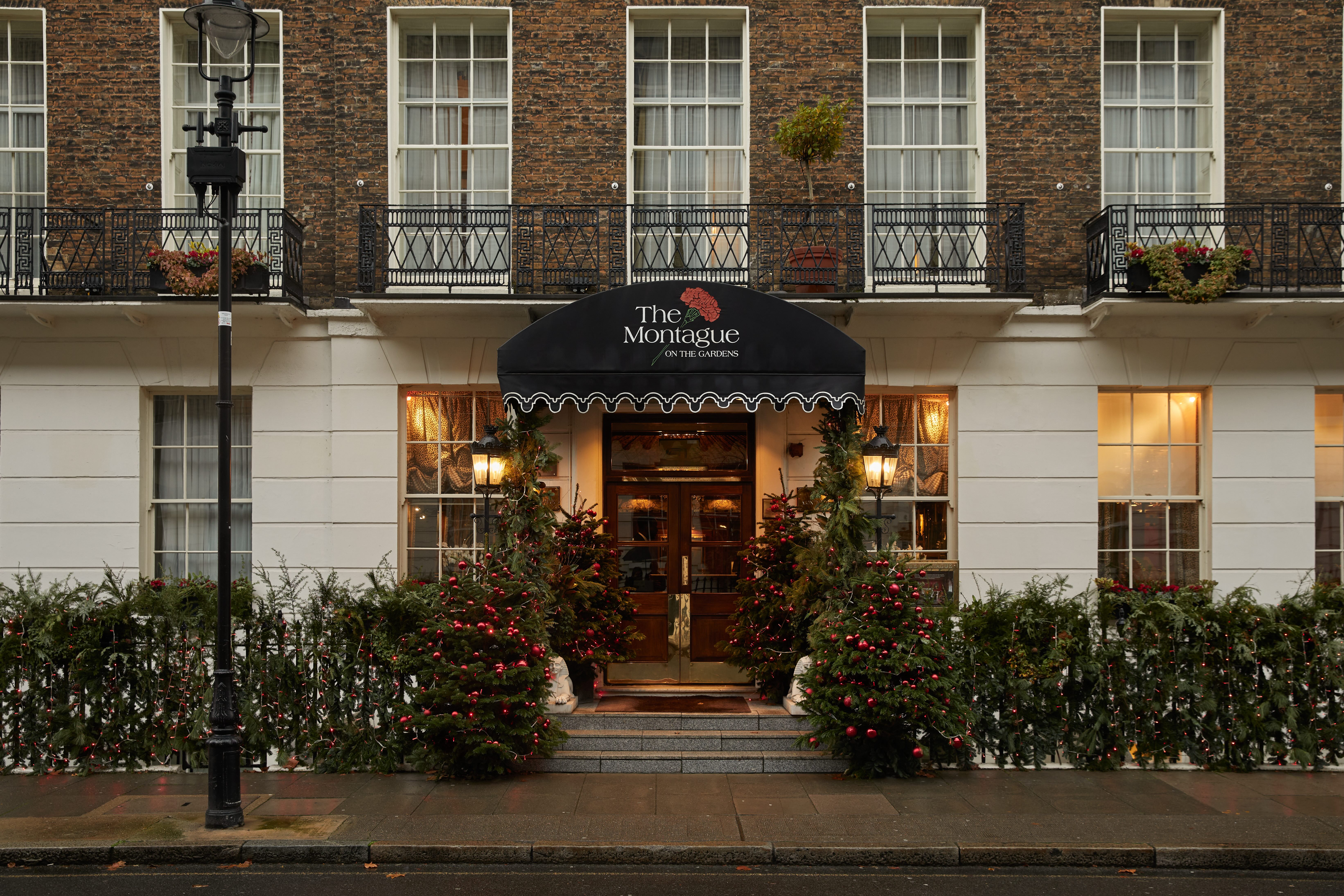 Montague Christmas Hotel Exterior 1