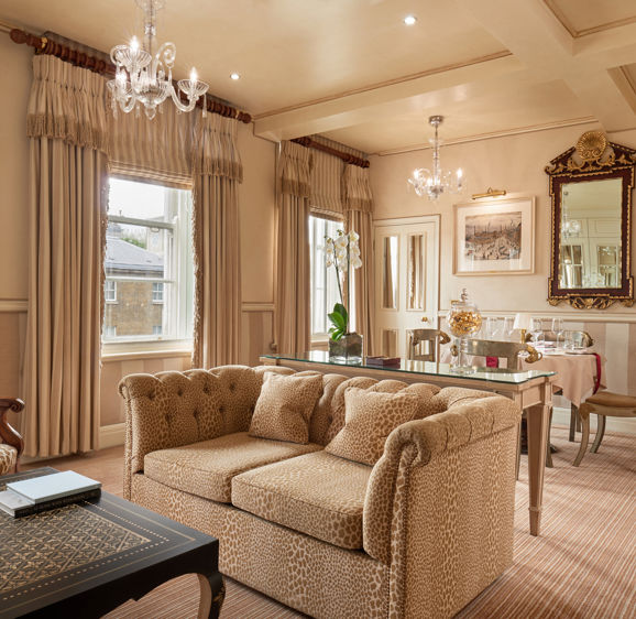 Bed in Master Suite at the Rubens Bed in Master Suite at the Rubens