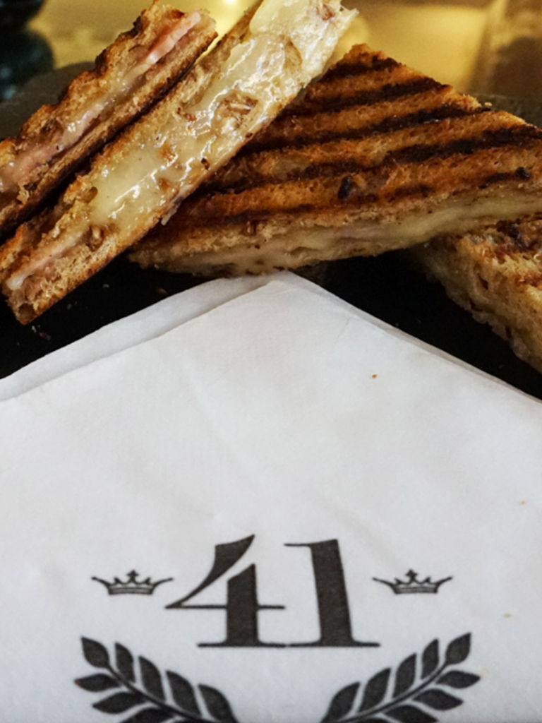 Croques Hotel with a Hotel 41 napkin Croques Hotel with a Hotel 41 napkin