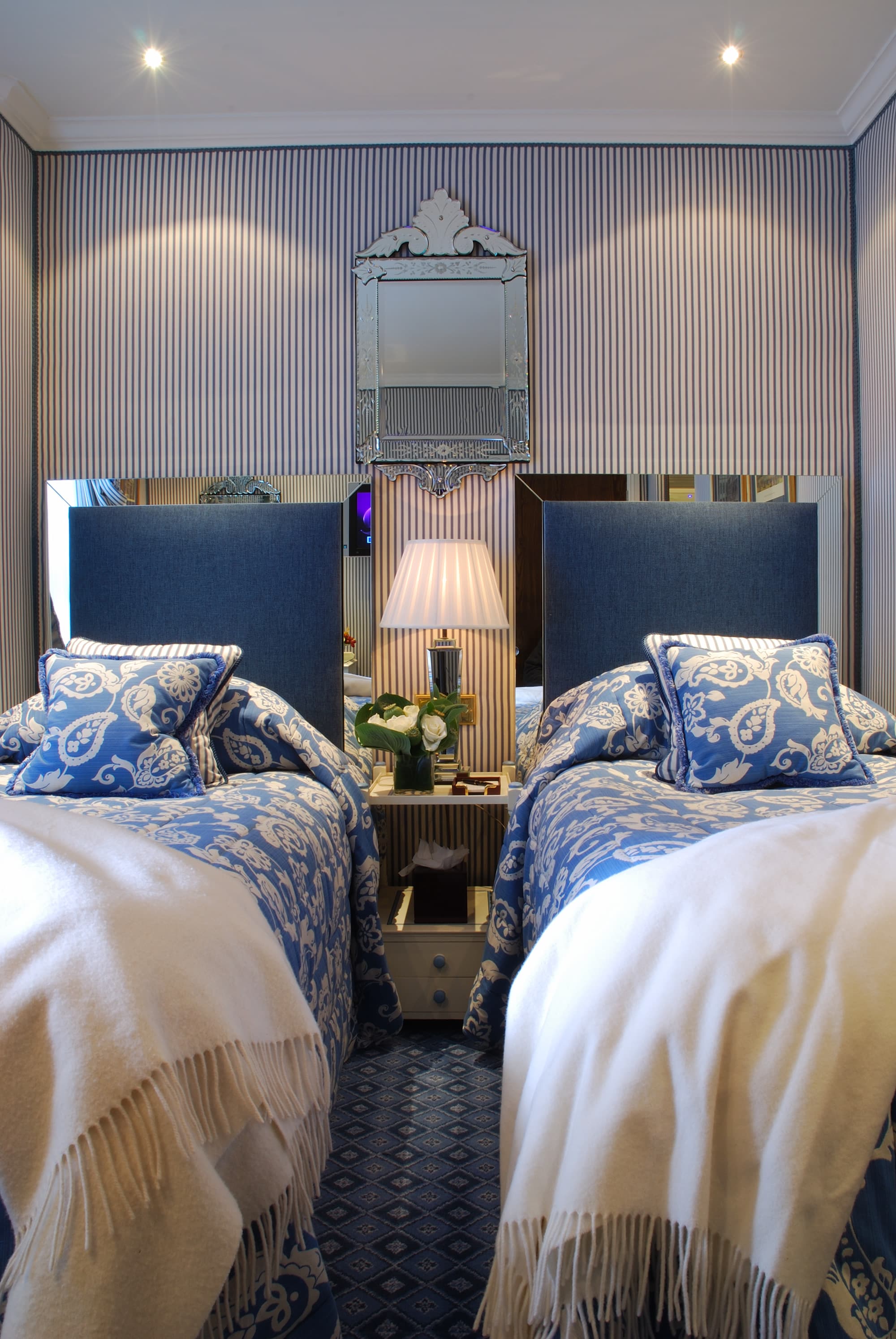 Beds in The Rubens Superior Twin Room