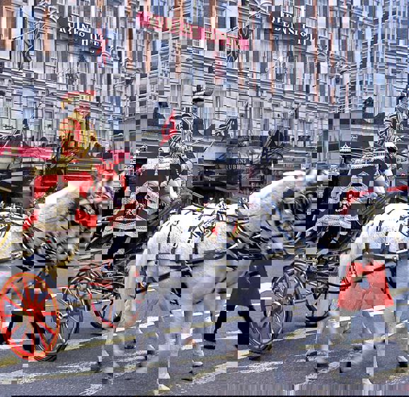 The Rubens at The Place Exterior With Carriage The Rubens at The Place Exterior With Carriage